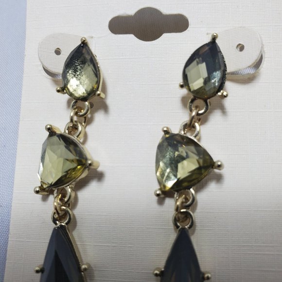 Mystique3 tier drop earring with green olive color stones 2 inch length pierced - Picture 3 of 6